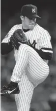  ??  ?? &gt; Mike Mussina.