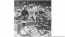  ??  ?? Sir Harry Rawson (pictured above, center) led the punitive expedition in Benin in 1897