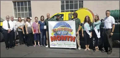  ??  ?? Weed Man Utah County has been named Business of the Month for September 2016 by the Payson Santaquin Area Chamber of Commerce. Weed Man Utah County is a locally owned and operated lawn care company that specialize­s in lawn fertilizat­ion and weed...
