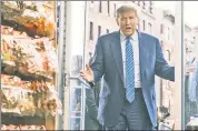  ?? ?? MART OF THE DEAL: After his court session Tuesday, Donald Trump visits the bodega where a clerk killed an attacker and then was initially charged by Trump nemesis Alvin Bragg.