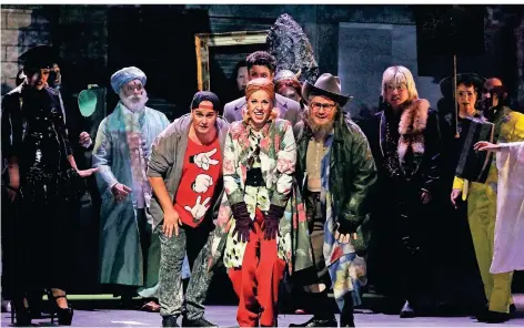  ?? FOTO: KLAUS LEFEBVRE ?? Die Operette „Pariser Leben“von Offenbach zeigt das Theater Hagen im Teo Otto Theater.