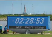  ?? GETTY JOE RAEDLE/ ?? The countdown stops after NASA scrubbed the launch of its new moon rocket Saturday for the second time.