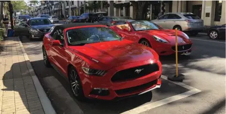  ?? NORRIS MCDONALD PHOTOS/TORONTO STAR ?? Naples, Fla., a compact city where the population is affluent and the climate temperate, would be the perfect place for an electric-car breakthrou­gh.