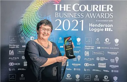  ?? ?? Hillcrest’s chief executive Angela Linton with the Community Business of the Year award.