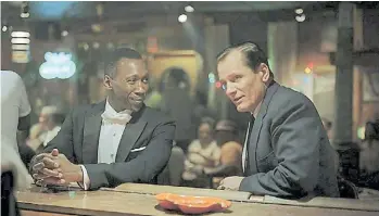  ??  ?? Green Book fue la gran sorpresa de los Oscars, llevandose la estatuilla de Mejor Película.