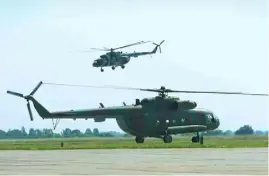  ??  ?? Envisager le métier de pilote d’hélicoptèr­e au sein de l’armée nécessite un fort goût d’apprendre, la passion de l’aéronautiq­ue, le sens du service à la nation et aux
citoyens.