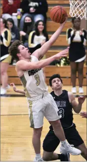  ?? PILOT PHOTO/RUDY MARQUEZ ?? Michael Richard (3) goes in for a layup in the second half.