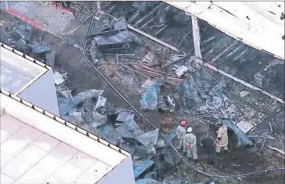  ?? GLOBO TV ?? Paisaje de desolación en las instalacio­nes del fútbol base del Flamengo, arrasadas por el fuego