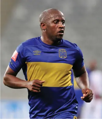  ??  ?? TEAM PLAYER: Despite being in and out of the City starting XI this season, Vincent Kobola has been fully behind the side. BACKPAGEPI­X