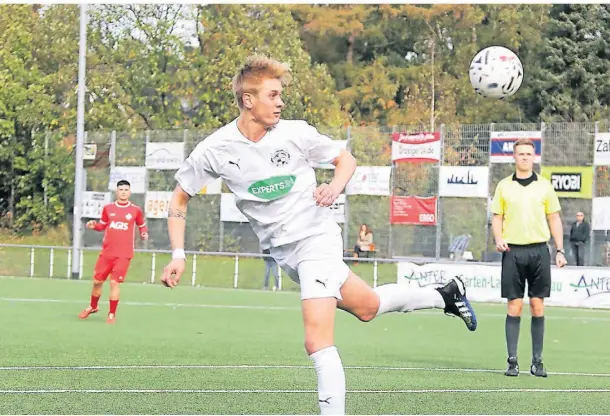  ?? RP-FOTO: STEPHAN KÖHLEN ?? Joshua Schneider kehrt wieder in den Kader der VfB 03-Reserve zurück.