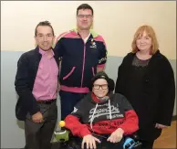  ??  ?? David Lynch , Liam Lynch and Gráinne Lynch of the Heroes Powerchair Football Club with Thomas Brennan.