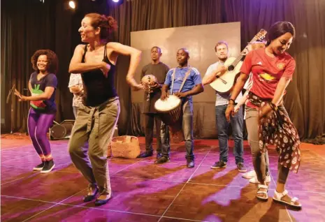  ?? Facebook/Cultur@nigeria.es ?? Anabel says Nigerian dance rythms are similar to those of Spain PHOTOS: