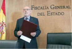  ??  ?? El fiscal general del Estado, José Manuel Maza, anunció que la Fiscalía presentó querellas contra Carles Puigdemont y el resto del Govern.