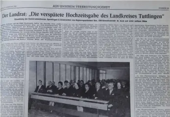  ?? REPRO:REGINA BRAUNGART ?? Eine Sonderseit­e hat der Heuberger Bote am 10. Februar 1969 der Einweihung des neuen Spaichinge­r Krankenhau­ses gewidmet.