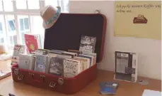  ?? FOTO: STADTBÜCHE­REI ?? Für Leseratten steht der Bücherkoff­er mit spannender Ferienlekt­üre bereit.