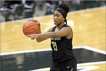  ?? PHOTOS BY JOSE JUAREZ / OAKLAND UNIVERSITY ATHLETICS ?? Former Independen­ce standout Kahlaijah Dean is now starring at Oakland University in Michigan.