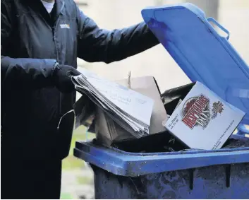  ??  ?? Changes to service
The council are asking householde­rs to check bin collection dates over the holidays