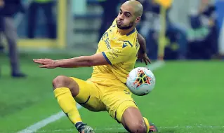  ??  ?? Sofyan Amrabat, 24 anni, alla prima stagione in Italia con la maglia del Verona