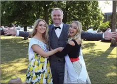  ??  ?? (Left) Rose of Tralee Host Dáithí Ó Sé with Kerry Rose Danielle O’Sullivan (left) and Cork Rose Denise Collins