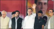  ?? AFP FILE ?? Congress vicepresid­ent Rahul Gandhi (centre) has started meeting party leaders from across the country to form party volunteers who will be deployed in electionbo­und states.