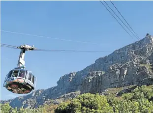  ?? Picture: ESA ALEXANDER ?? CENTRE OF ATTRACTION: Table Mountain and Robben Island have cemented Cape Town’s position as South Africa’s undisputed tourism capital