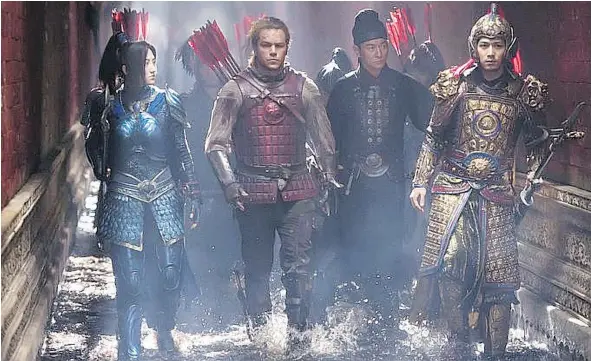  ?? — PHOTOS: UNIVERSAL PICTURES ?? Matt Damon, second from left, plays a mercenary who helps beat back an invasion of monsters in The Great Wall.