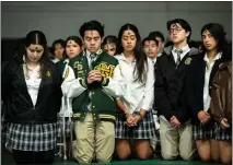  ?? WATCHARA PHOMICINDA — STAFF PHOTOGRAPH­ER ?? Students kneel and pray during an Ash Wednesday service at Notre Dame High School in Riverside on Wednesday.