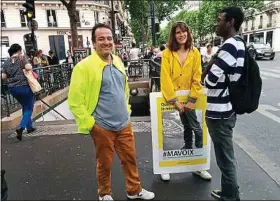  ??  ?? Opération communicat­ion, place de l’Odéon à Paris, du mouvement Ma Voix.