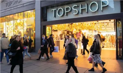  ?? Photograph: EPA ?? Saturday afternoon at the ‘big Topshop’ in Oxford Street, London, are set to be a thing of the past.