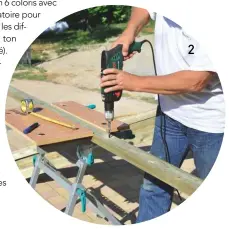  ??  ?? 2
2 Les lambourdes en pin traité classe 4 (section de 45 x 70 mm et 3 m de longueur) sont percées avec un foret de 10 mm tous les 80 cm et à 5 cm des extrémités.