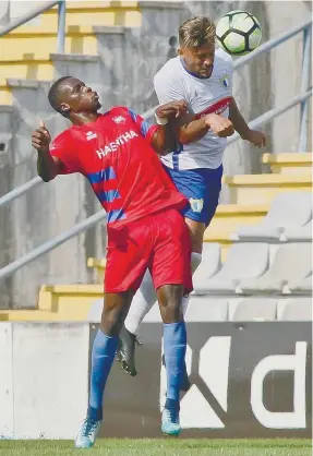  ??  ?? Niang foi o grande herói na vitória de ontem do Águeda