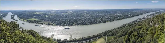  ?? Panorama of the Rhine Valley. ??