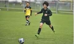  ?? Bill Atwood ?? The EDSS senior boys’ soccer team dropped a 3-1 decision to Forest Heights Collegiate May 4 at RIM Park, with Tyler Smith scoring for the Lancers.