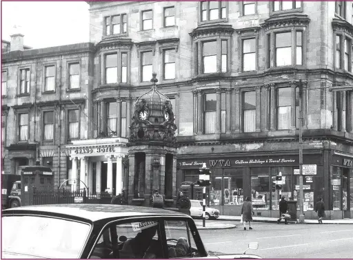  ??  ?? Above, Glasgow’s Charing Cross where the Grand Hotel played host to well-heeled guests and, left, the area during constructi­on of the M8 approach to the Kingston Bridge