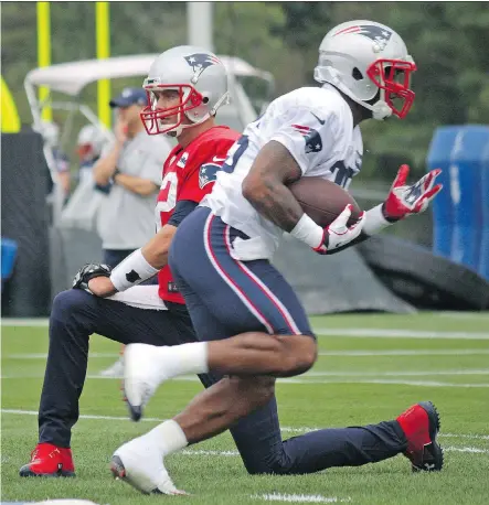  ?? JOHN KRYK ?? The New England Patriots have signed running back Mike Gillislee in the hopes he can replicate the success he had with the Buffalo Bills.