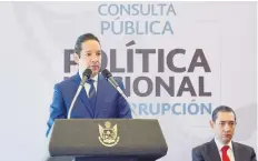  ??  ?? El gobernador Francisco Domínguez inauguró el Tercer Foro Regional de Consulta sobre Política Nacional Anticorrup­ción.