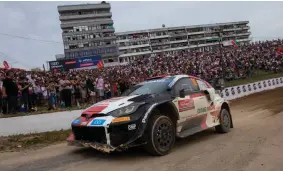  ?? ?? Elfyn Evans terminou o primeiro dia do Rali de Portugal na liderança.