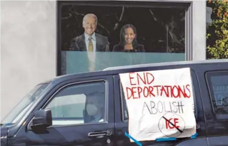  ?? REUTERS ?? el fin de las deportacio­nes de Biden en Los Ángeles/