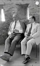  ?? (Photos d’archives AFP) ?? < François Mitterrand et Helmut Kohl, le  août  = Jacques Chirac et Abdelaziz Bouteflika, le  août  > Nicolas Sarkozy et Condoleezz­a Rice, le  août .