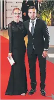  ??  ?? REGIOS. Jordi Alba y su novia Romarey Ventura.