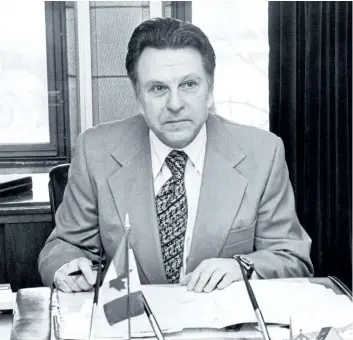  ?? THE CANADIAN PRESS FILES ?? Allan MacEachen, a long-serving Liberal MP and senator from Nova Scotia who was a driving force behind many Canadian social programs, has died at the age of the 96.