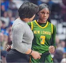  ?? SARAH GORDON/THE DAY ?? New London head coach Tammy Millsaps talks to Ky-Ani Allgood during Sunday night’s 57-47 win over Mercy in the CIAC Class MM championsh­ip game at Mohegan Sun Arena.
