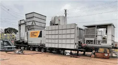  ?? CenterPoin­t photo submitted to the Public Utility Commission ?? A mobile power generation unit is among those leased by CenterPoin­t Energy as a means of combating failures in the Texas electric grid.