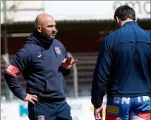  ??  ?? Manu Boutet aura désormais en charge les lignes arrières du RCHCC.