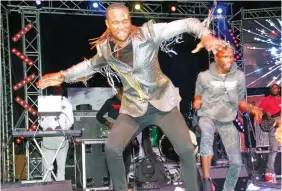  ??  ?? Jah Prayzah was energetic at the launch