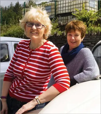  ??  ?? Bonnie O’Sullivan and Betty Parke enjoying the Hillside vintage run.