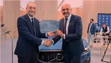  ??  ?? Michele Crisci, presidente Volvo Car Italia, con Luciano Spalletti