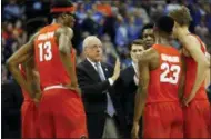  ?? AP PHOTO/CHARLIE NEIBERGALL ?? Syracuse head coach Jim Boeheim talks to his team during the second half of a regional semifinal game against Duke in the NCAA men’s college basketball tournament Friday, March 23, 2018, in Omaha, Neb.