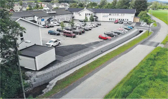  ?? FOTO: PORSGRUNN KOMMUNE ?? BEKKEN I VIPEVEGEN: Det 85 meter lange bekkeløpet i Vipevegen kar kostet cirka to millioner kroner.