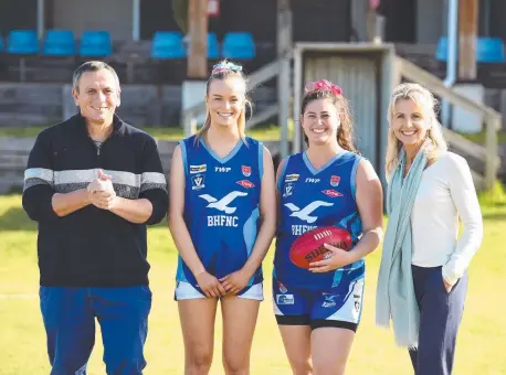  ?? ?? Liberal Corangamit­e candidate Stephanie Asher with Barwon Heads Football and Netball Club president Tim Goddard, and players April Joseph and Rhiarn Wilkinson at Howard Harmer Reserve on Sunday. Pictures: David Smith